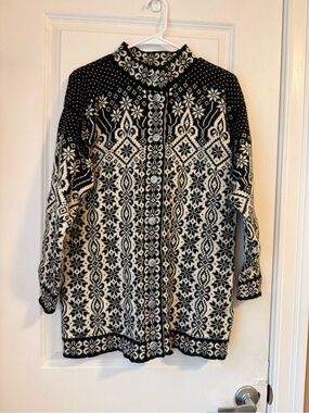 Dale of Norway Black and White Traditional Norwegian Wool Cardigan
